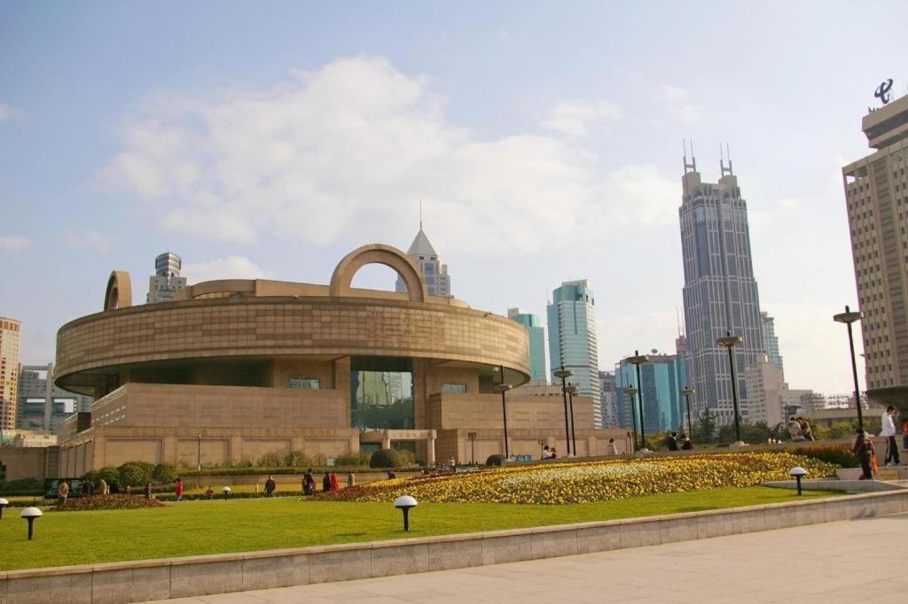 Zhotels Meilongzhen Plaza West Nanjing Road Branch